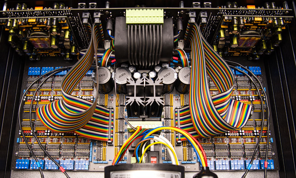 LAAL (Look Ahead Analog Limiter)